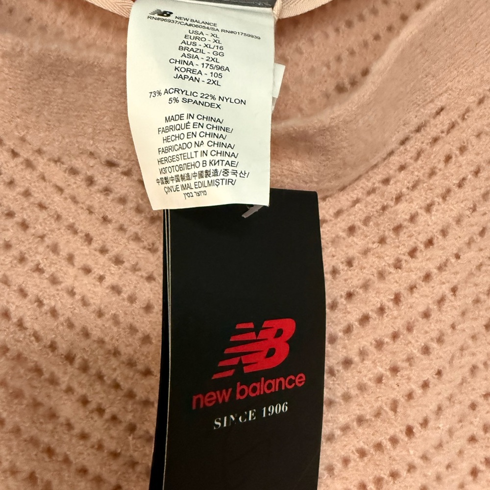 New Balance Soft Pink Knit Top - Picture 5 of 6
